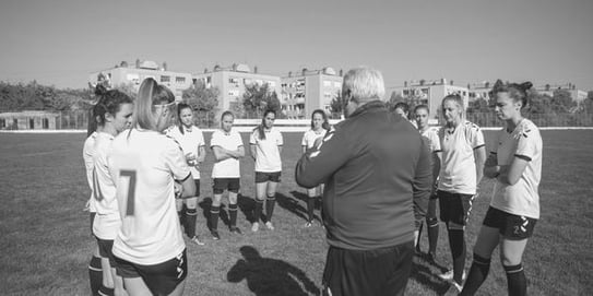 womens_soccer_coach_3
